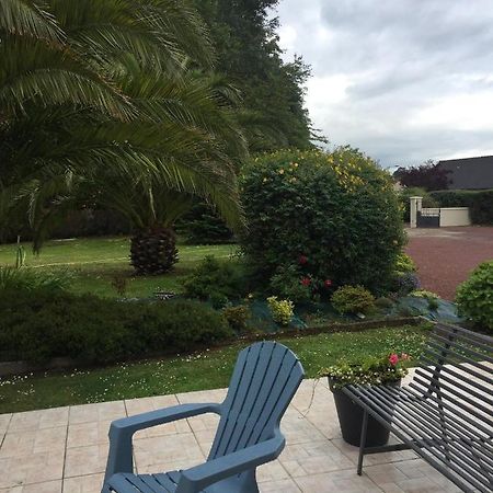 Cote Jardin Des Charmilles Bed & Breakfast Quettehou Екстериор снимка