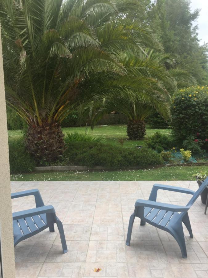 Cote Jardin Des Charmilles Bed & Breakfast Quettehou Екстериор снимка