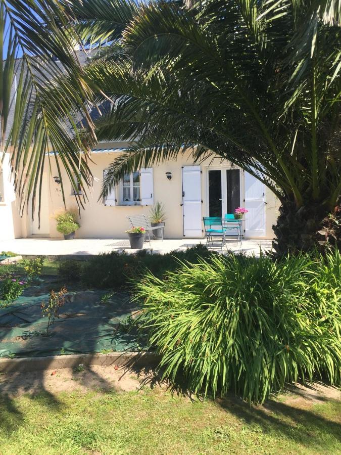 Cote Jardin Des Charmilles Bed & Breakfast Quettehou Екстериор снимка